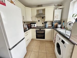 Kitchen- click for photo gallery